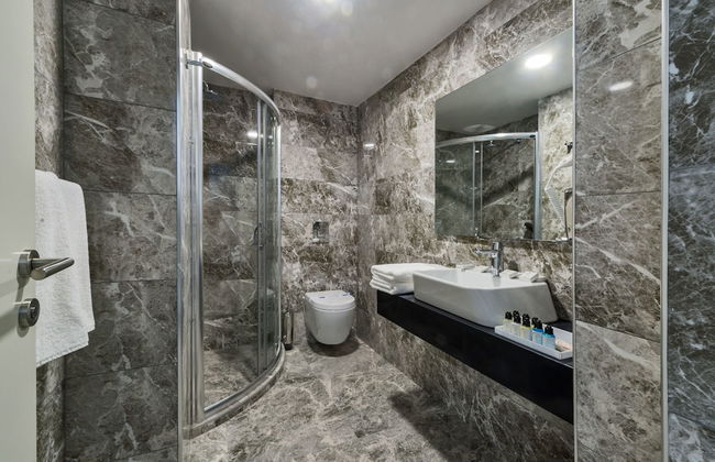 Gen Suites - Photo 76