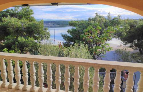 VILLA PUNTA BLAVA - Beachfront Family Villa with Sea View - no pets allowed - Foto 43