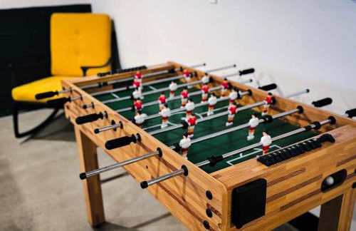 Haven at Cedar Haus Luxury 1BR Escape w Hot Tub EV Charger Gourmet Kitchen Fully Fenced Yard Dogs OK - Foto 54