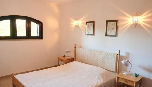 Peaceful & Spacious Apt with Parking & Queen Bed - Foto 3