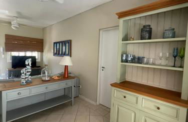 Casa 1 na praia de Juqueí em Condomínio - Foto 7