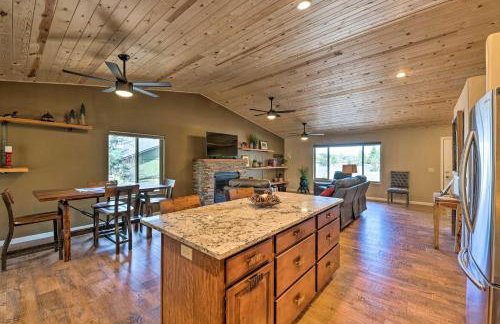 1 Mi to Rainbow Lake: Newly Built & Woodsy Retreat - Foto 20