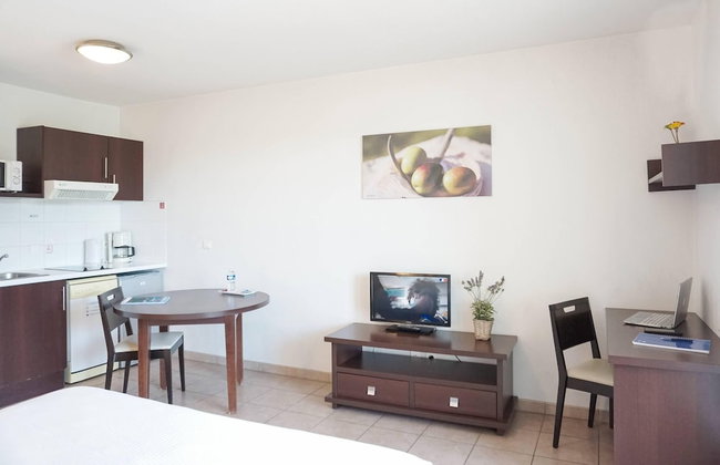 Comfort Aparthotel Six-Fours - Foto 17