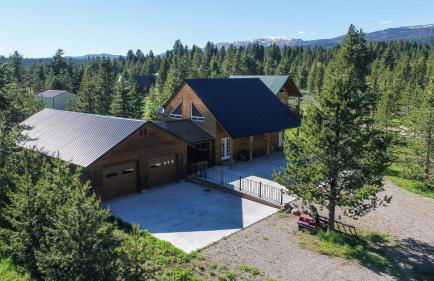 Rimfire Refuge by KABINO Hot Tub Fire Pit Sauna PS3 Grill WiFi Loft - Foto 13