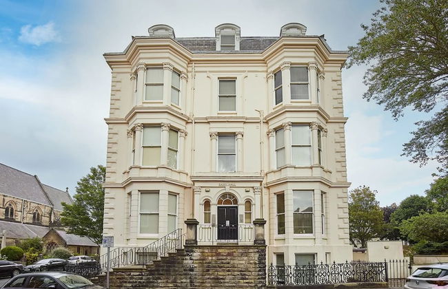 Host Stay 15 Easby Hall - Photo 17