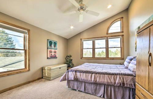 East Tawas Home with Patio, Lake Huron On-Site - Foto 19