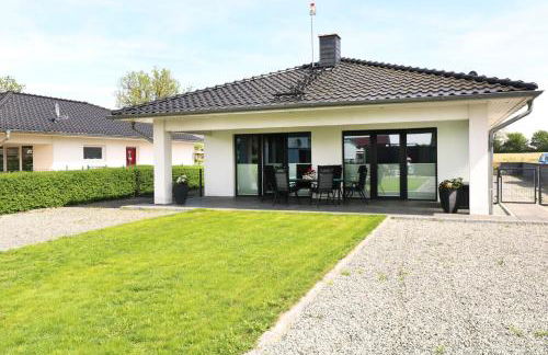 Ferienhaus 100 m² mit Kamin & WLAN in Zecherin - Foto 2