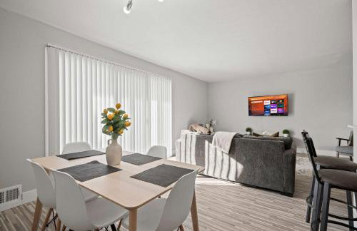 Stylish & Modern Unit Prime Location & Comfort - Foto 4