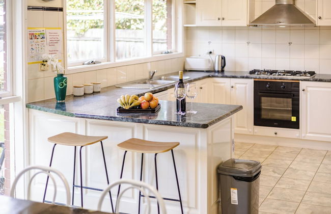 StayAU Cozy Family Comfort 5BRM Glen - Foto 23