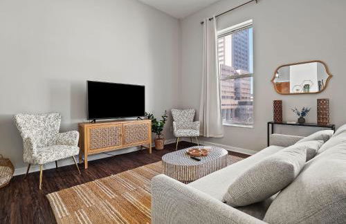 Skyloft Condo - Walk To Stadiums - City Views - Foto 8