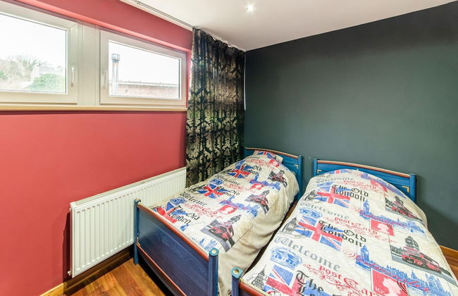 Modern Holiday Home in Verviers With Indoor Pool - Foto 6