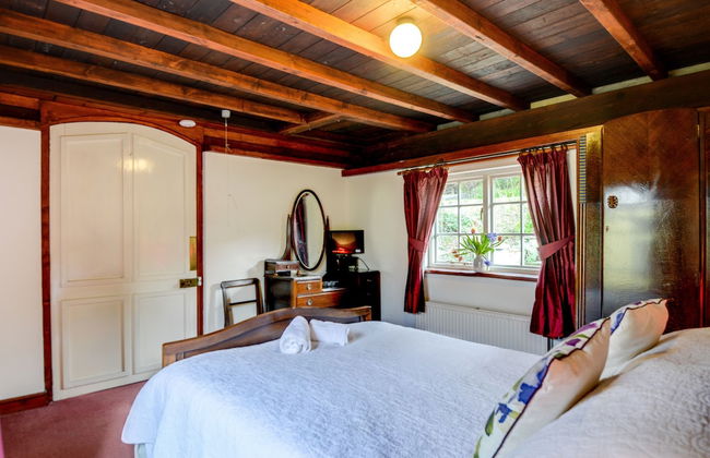 Holiday Cottages and North Star Apartment - Photo 26