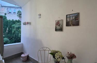 Napoli centro madame Naples con terrazzo e vista giardino - Foto 9