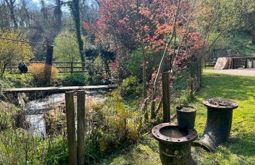 Perfect Tranquil Holiday Home Old Forge Pumphouse - Pass the Keys - Photo 54