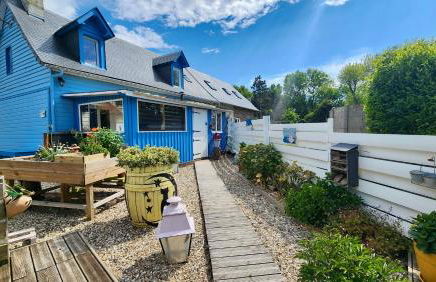 la petite maison en bois bleue - Foto 1