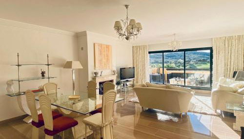 Sunny Retreat with Stunning View - Foto 1