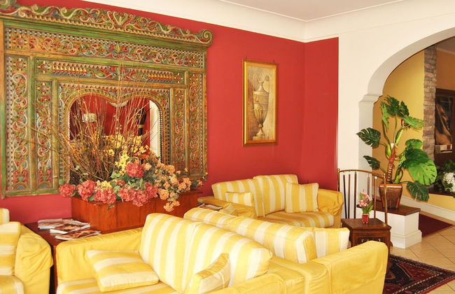 Greta Rooms Hotel - Photo 10