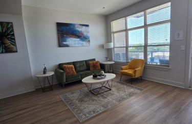 2bdrm/2 King beds/1Air mattress - Photo 21