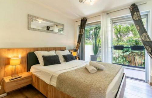 Magnificent 3 Rooms-Sea View-Terrace-Pool - Photo 10