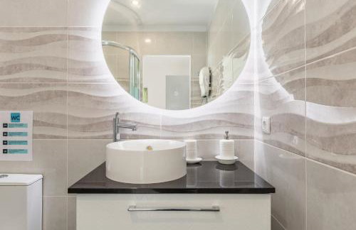 Crestuma Bright Apartment, by Hopstays - Photo 38
