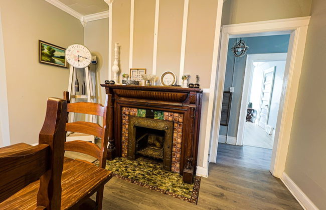 THE 1023 With Private Yard & Parking, Near Falls & Casino by Niagara Hospitality - Photo 41