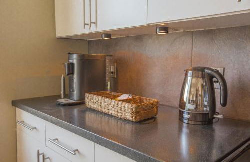 Designer Downtown Condo Suite - Splendid View - Foto 17