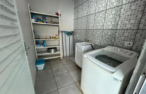 Casa com piscina próximo a BR 277 - Foto 23