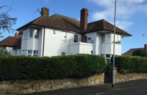 Sunnyside - Large Seaside Home with views and Hot Tub - Foto 1