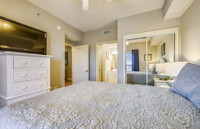 Majestic Beach Resort by Book That Condo - Foto 7