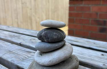 Potters Lodge - private parking & self check in - Foto 8