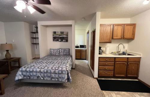 201 E Veterans St Apt G by Patriot Properties - Photo 6