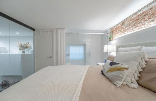 3min Walk Malasana - Trendy Cafes and Tapas Street - Photo 3