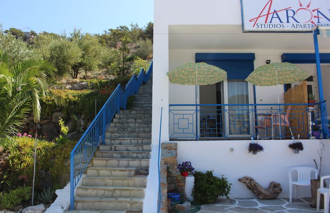 Aaron Studios Apartments - Photo 22