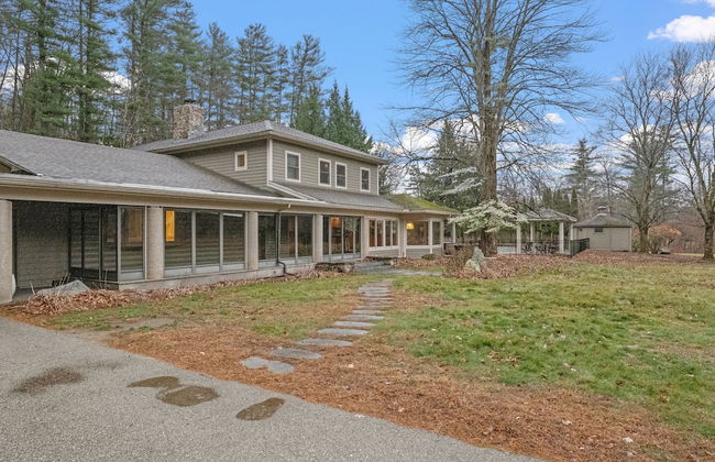 Massive Home w Sauna Pools Hot Tub Fireplaces - Photo 62