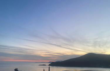 Amara Luxury - Photo 18