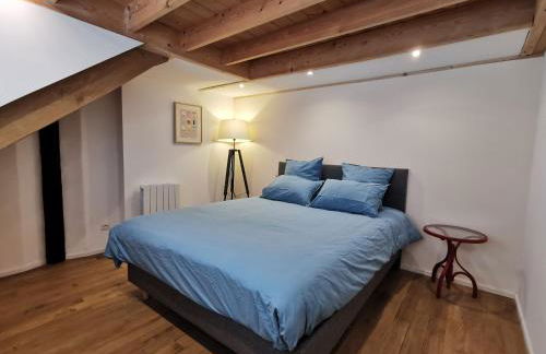 Ancien magasin type loft 145 m2 centre ville - Foto 14