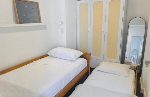 Apartamentos de 1 e 2 quartos com garagem próximo ao Parque Barigui Domo Hospedagem - Foto 38