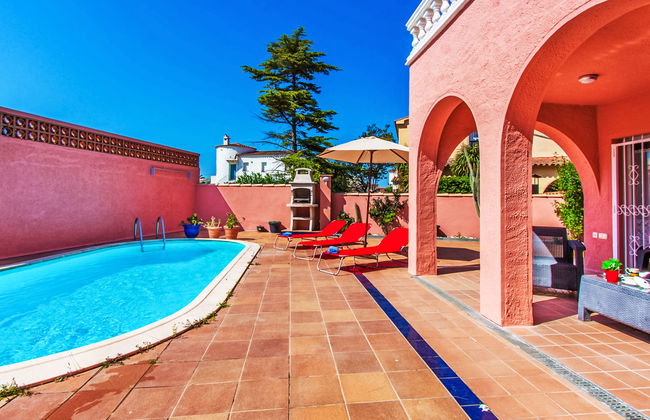 5 bedroom House in Castelló d'Empúries with private pool and garden - Photo 22