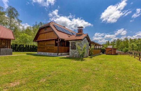 Lovely Home In Gospic With Sauna - Photo 17