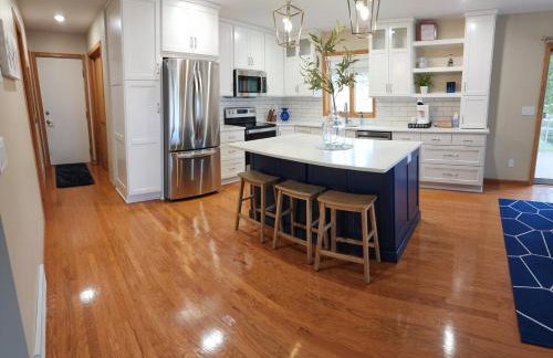 Charming home on Lake Latoka - Foto 12