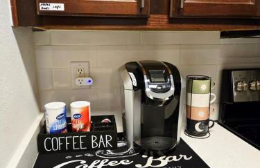 Frisco Vibes With Pool Gym and Elegant 1BR Apart - Foto 10