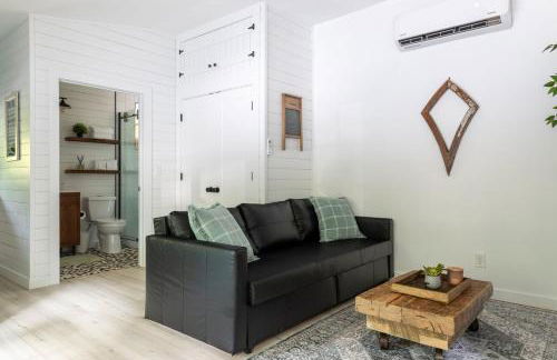 Tranquility Pond Cottage, Relax, Fish and Unwind - Foto 17