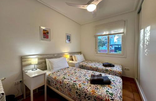 Villa Alegre, Mar Menor Golf - 2 beds - 2 baths - private heated pool - solarium - family friendly - Foto 10