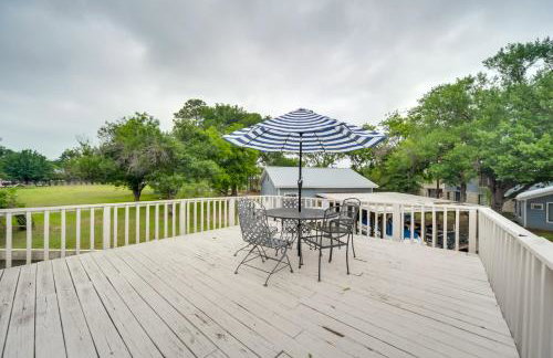 Lakefront Granite Shoals Escape with Dock! - Foto 32