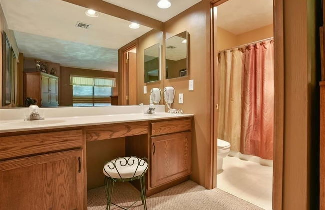 Seven Springs 2 Bedrooms Premium Condo, fireplace and a view by RedAwning - Foto 6