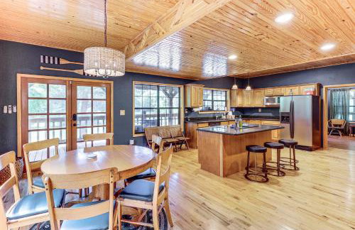 Creek Access, Games Family-Friendly Royal Retreat - Foto 4