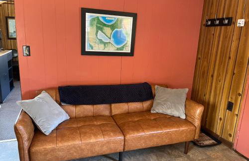 Sleeping Bear Riverside Cabins - Foto 43