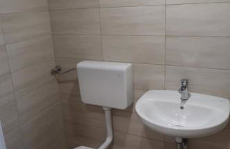 Robinson olive tree huts - Photo 34