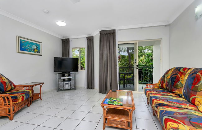 Beachfront Apartments on Trinity Beach - Photo 15