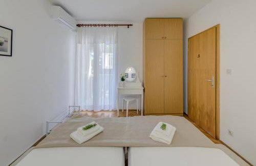 Above The Sea - Foto 3